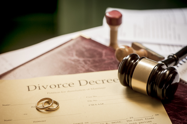 Divorce Lawyer